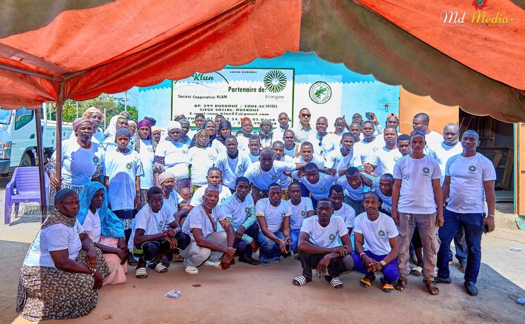 Ecoorigine consolidates its support for the Samatou cooperative in Djougourasso/Vavoua during a donation ceremony